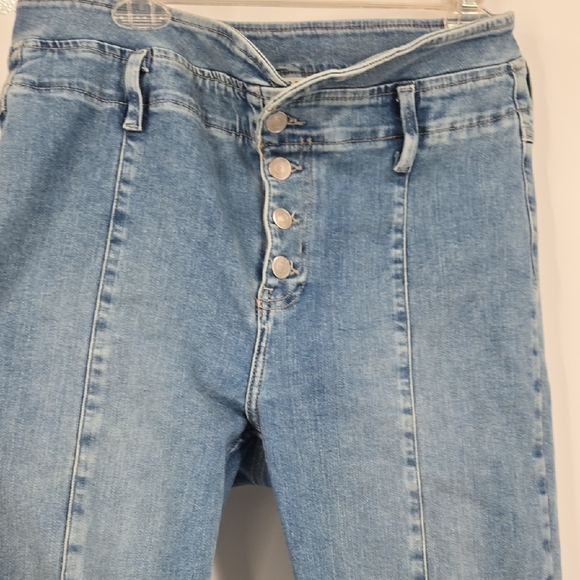 We The Free Blue Flare Wide Leg Jeans Classic Style - Picture 6 of 16